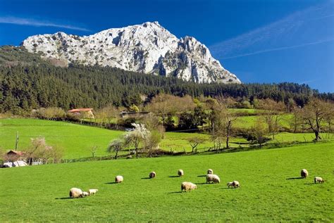 Parque natural de Urkiola .